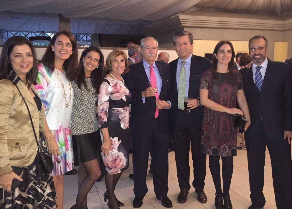 2015-11-16 18.13.25 constantino y familia